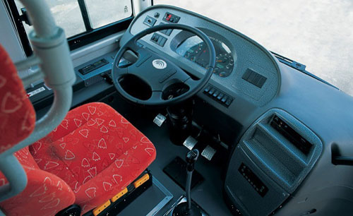 Imagess/bus2-3.jpg
