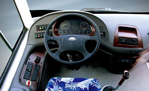 Imagess/bus3-2.jpg
