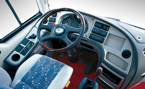 Imagess/bus4-2.jpg